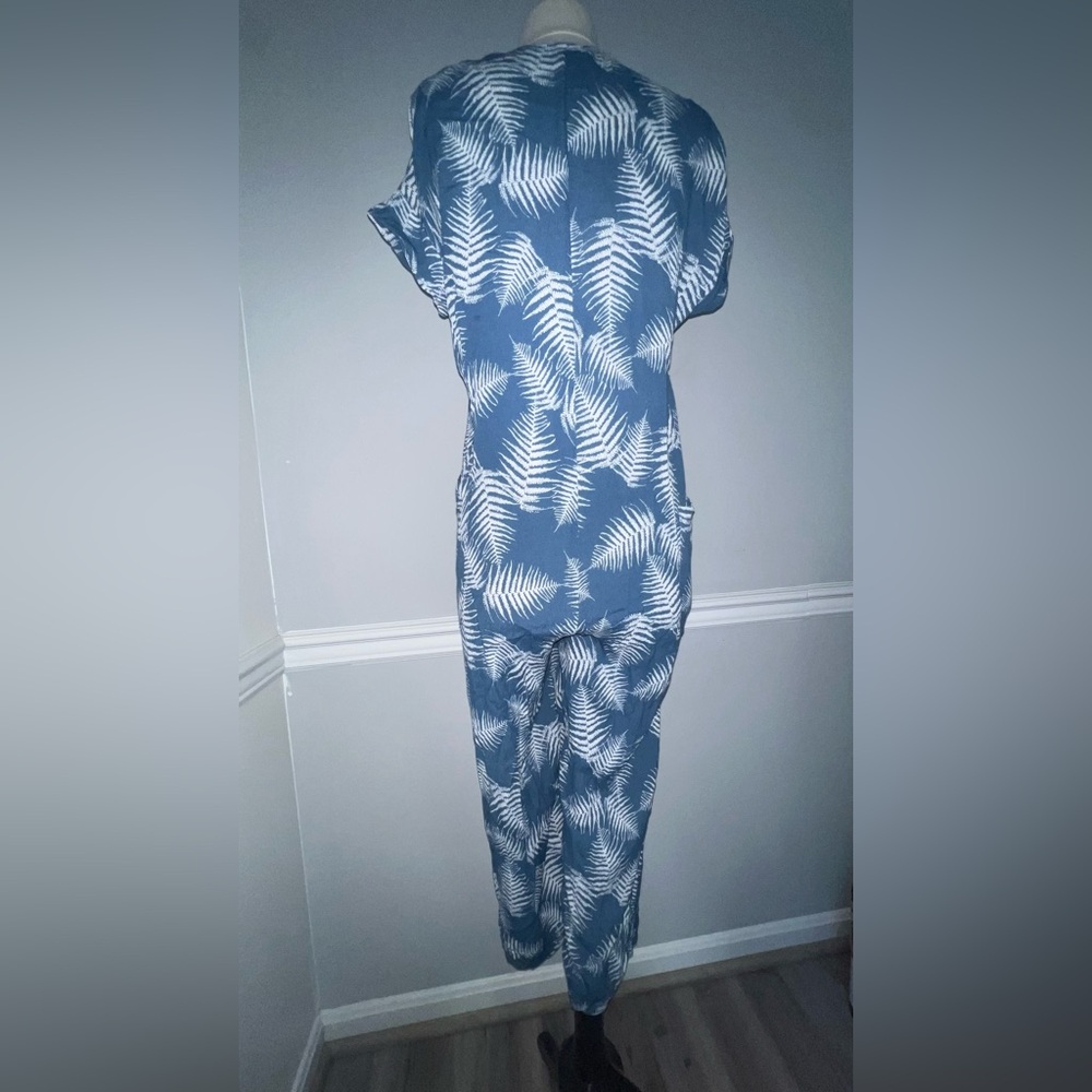 AVA SKY Blue Short Sleeved Jumpsuits/Romper Women - Size SMALL - Picture 6 of 9